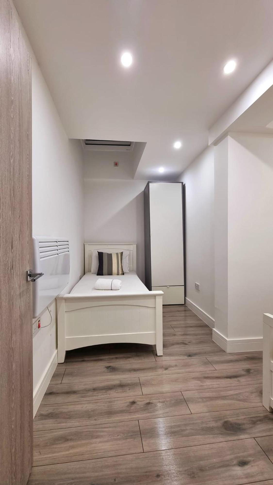 Brand New Flat Close To Turnpike Lane Tube Station London Eksteriør billede